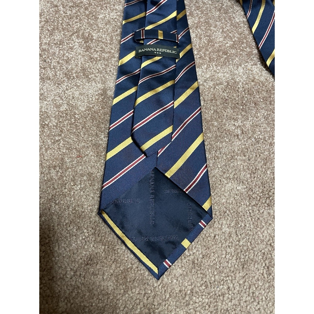 Banana Republic 100% Silk Mens Tie Blue Gold Red Stripes Vintage Designer 3.75" - Picture 3 of 7